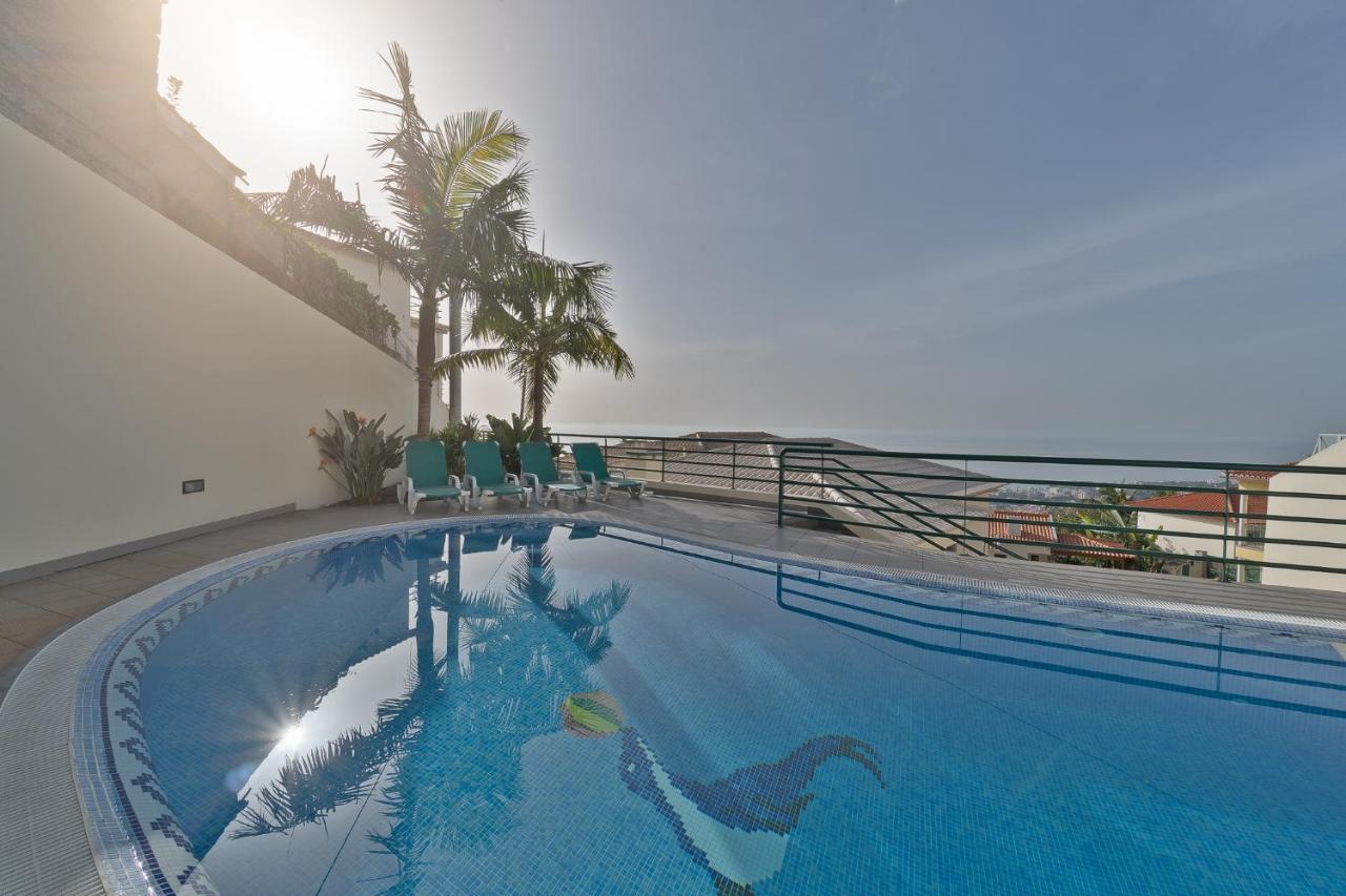 Charming Villa In Funchal Kültér fotó