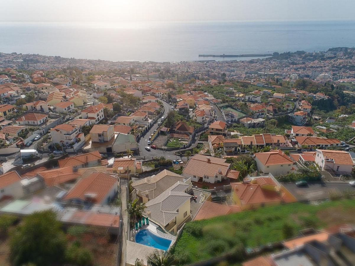 Charming Villa In Funchal Kültér fotó